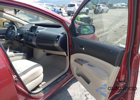 2005 Toyota Prius z USA, uszkodzony, nr VIN JTDKB22U053047999